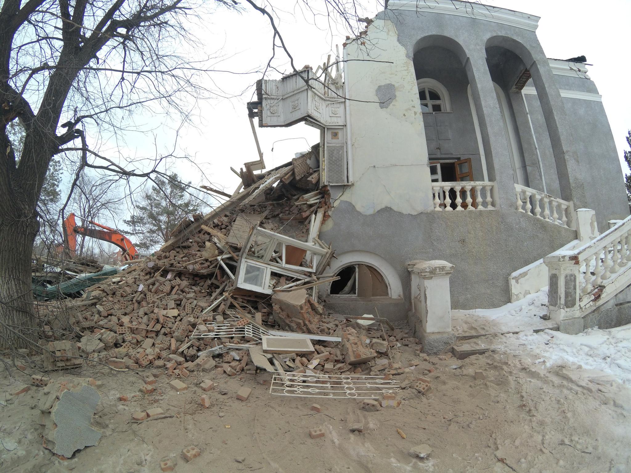 Обкомовская дача снесена в Оренбурге